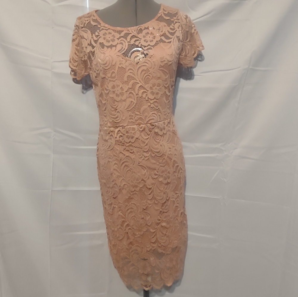 🍌 Ambiance Elegant Lace Dress in Peach Size XL